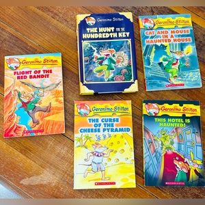 Books!!!! 5 Like New Geronimo Stilton Books
